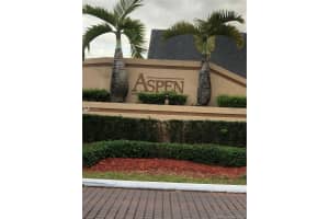 19231 NW 67th Pl, Hialeah, FL 33015, Sold 03/23/20
