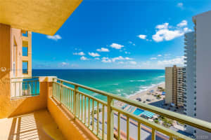 2080 S Ocean Dr, Hallandale Beach, FL 33009, Sold 03/26/21