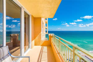 2080 S Ocean Dr, Hallandale Beach, FL 33009, Sold 03/26/21