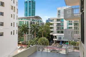 6061 Collins Ave #5b, Miami Beach, FL 33141, Sold 03/05/21