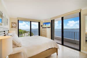 200 SE 15th Rd #6d, Miami, FL 33129, Sold 11/10/20
