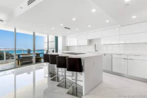 Add Building Entrance, 2127 Brickell Ave, Miami, FL 33129, Sold 05/27/21