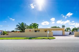 303 SW 33rd Ave, Deerfield Beach, FL 33442, Sold 04/15/20