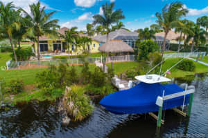 660 SW Yacht Basin Way, Stuart, FL 34997, Sold 06/30/20