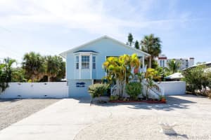 7868 Buccaneer Dr, Fort Myers Beach, FL 33931, Sold 03/31/20