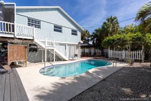 7868 Buccaneer Dr, Fort Myers Beach, FL 33931, Sold 03/31/20