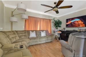 14871 SW 9th Ln, Miami, FL 33194, Sold 03/26/20