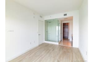 460 NE 28th St, Miami, FL 33137, Sold 03/30/20
