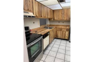 8615 NW 8th St, Miami, FL 33126, Sold 04/06/20