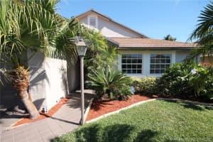19159 NW 77th Pl, Hialeah, FL 33015, Sold 03/25/20