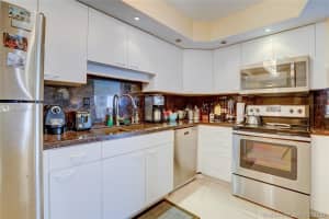 3000 Holiday Dr #1602, Fort Lauderdale, FL 33316, Sold 05/29/20