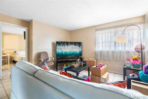 2775 W 60th Pl, Hialeah, FL 33016, Sold 11/23/20