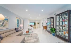 1410 Cleveland Rd, Miami Beach, FL 33141, Sold 07/21/20