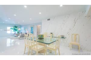 1410 Cleveland Rd, Miami Beach, FL 33141, Sold 07/21/20