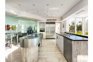 2288 Sunset Dr, Miami Beach, FL 33140, Sold 04/30/21
