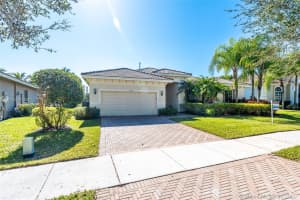 19202 SW 65th St, Fort Lauderdale, FL 33332, Sold 02/21/20