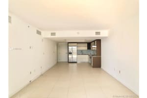 2155 Washington Ct, Miami Beach, FL 33139, Sold 01/06/21