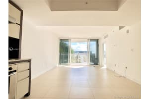 2155 Washington Ct, Miami Beach, FL 33139, Sold 01/06/21