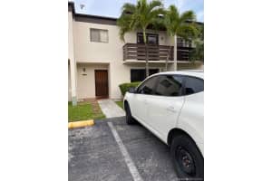 8232 NW 8th St, Miami, FL 33126, Sold 03/03/20