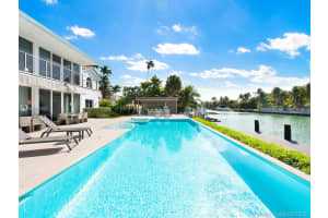 4500 Prairie Ave, Miami Beach, FL 33140, Sold 11/23/24