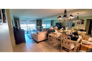 7770 NW 50th St, Lauderhill, FL 33351, Sold 03/30/20