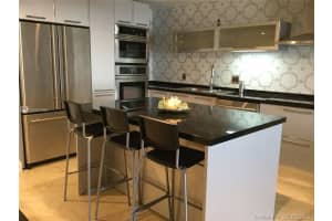 401 Ocean Dr, Miami Beach, FL 33139, Sold 04/10/20