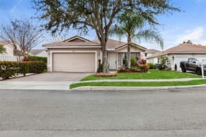 11828 SW 7th St, Pembroke Pines, FL 33025, Sold 03/26/20