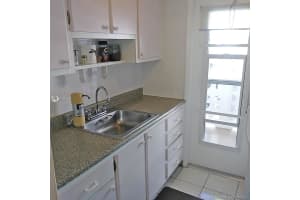 3135 S Ocean Dr, Hallandale Beach, FL 33009, Sold 05/07/21