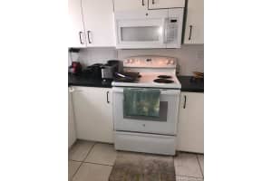 8407 NW 5 Ave, Miami, FL 33150, Sold 08/14/20