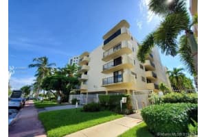 1673 Bay Rd, Miami Beach, FL 33139, Sold 05/05/22