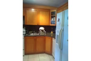 510 W Park Dr, Miami, FL 33172, Sold 07/07/20