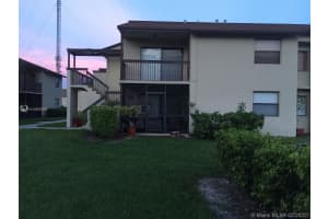 465 NW 210th St, Miami Gardens, FL 33169, Sold 02/09/21