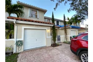 9709 NW 45th Ln, Doral, FL 33178, Sold 08/17/20