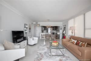 3505 S Ocean Dr, Hollywood, FL 33019, Sold 07/17/20