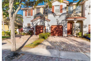 2143 NE 3rd Ct, Homestead, FL 33033, Sold 03/06/20