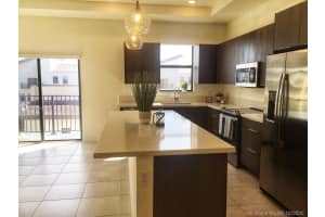 10407 NW 82nd St, Doral, FL 33178, Sold 12/03/20