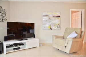 16750 NE 14th Ave, Miami, FL 33162, Sold 01/12/21