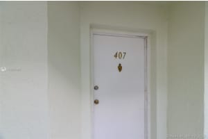 8201 NW 8th St, Miami, FL 33126, Sold 04/28/20