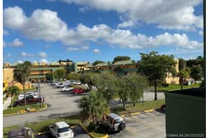 8801 W Flagler St, Miami, FL 33174, Sold 05/29/20