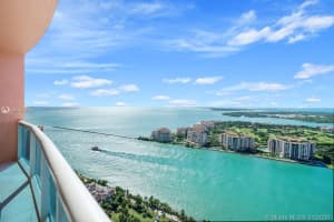 500 South Pointe Dr, Miami Beach, FL 33139, Sold 10/20/21