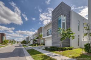 10580 NW 68th Terrace, Doral, FL 33178, Sold 03/31/21