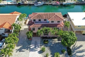112 Villa Bella Dr, Islamorada, FL 33036, Sold 09/21/20