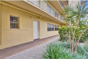 1975 W 44th Pl, Hialeah, FL 33012, Sold 04/10/20