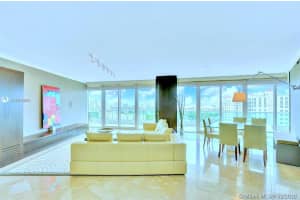 19955 NE 38th Ct, Aventura, FL 33180, Sold 07/02/20