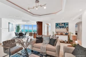 19955 NE 38th Ct, Aventura, FL 33180, Sold 10/30/20