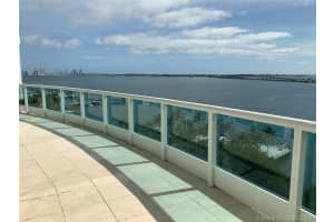 Add Building Entrance, 2127 Brickell Ave, Miami, FL 33129, Sold 07/13/21