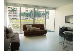 2950 NE 188th St, Miami, FL 33180, Sold 10/06/20