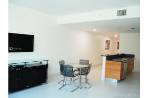 2950 NE 188th St, Miami, FL 33180, Sold 10/06/20