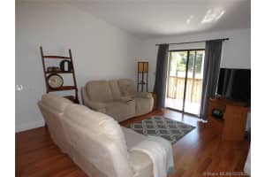 925 NE 199th St, Miami, FL 33179, Sold 08/12/20