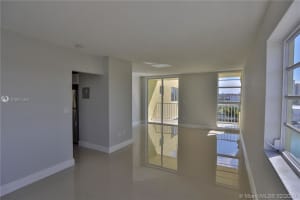 8001 Crespi Blvd #5d, Miami, FL 33141, Sold 07/06/20